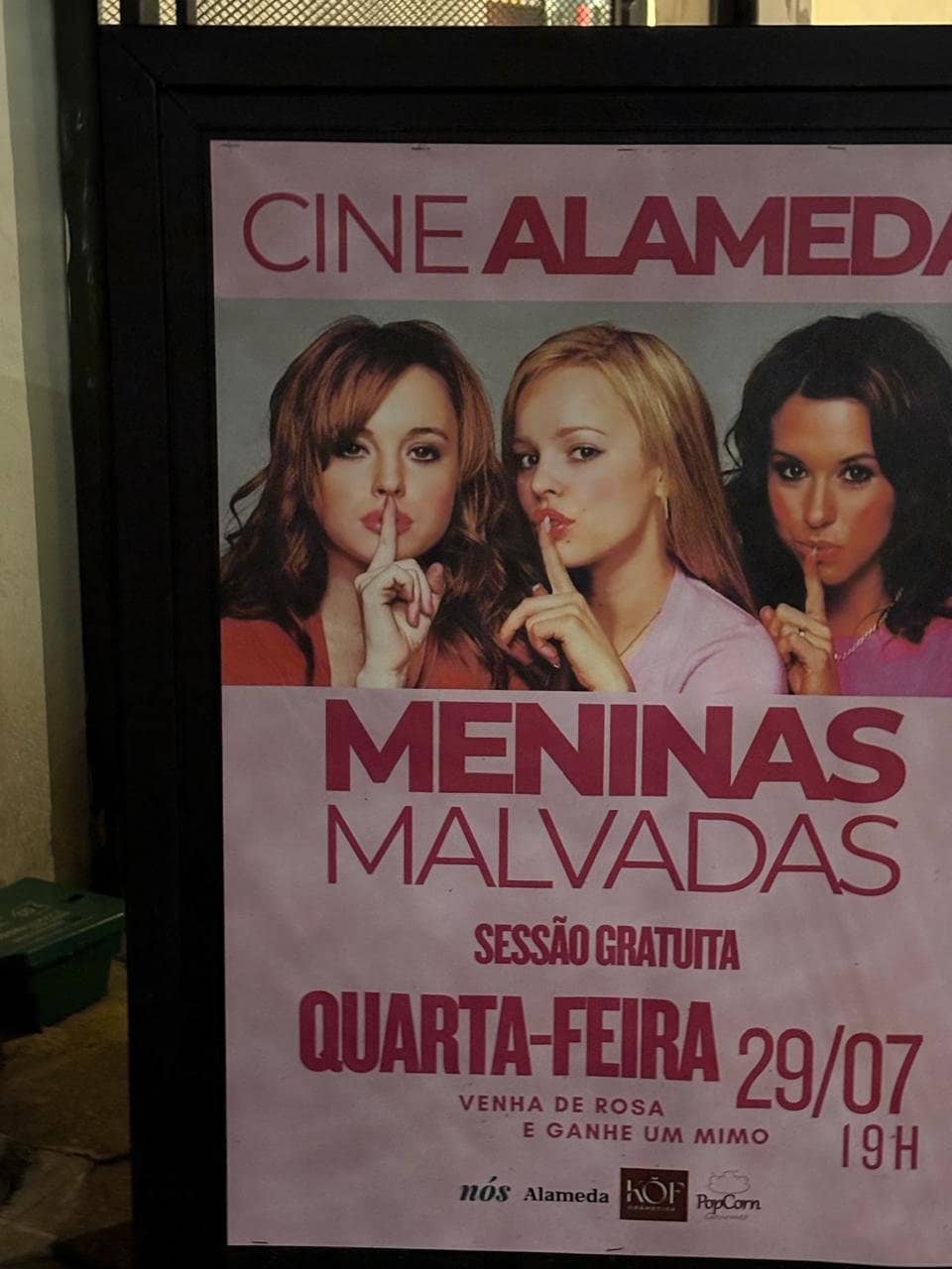 cartaz do cine alameda, sessão de meninas malvadas com a nós